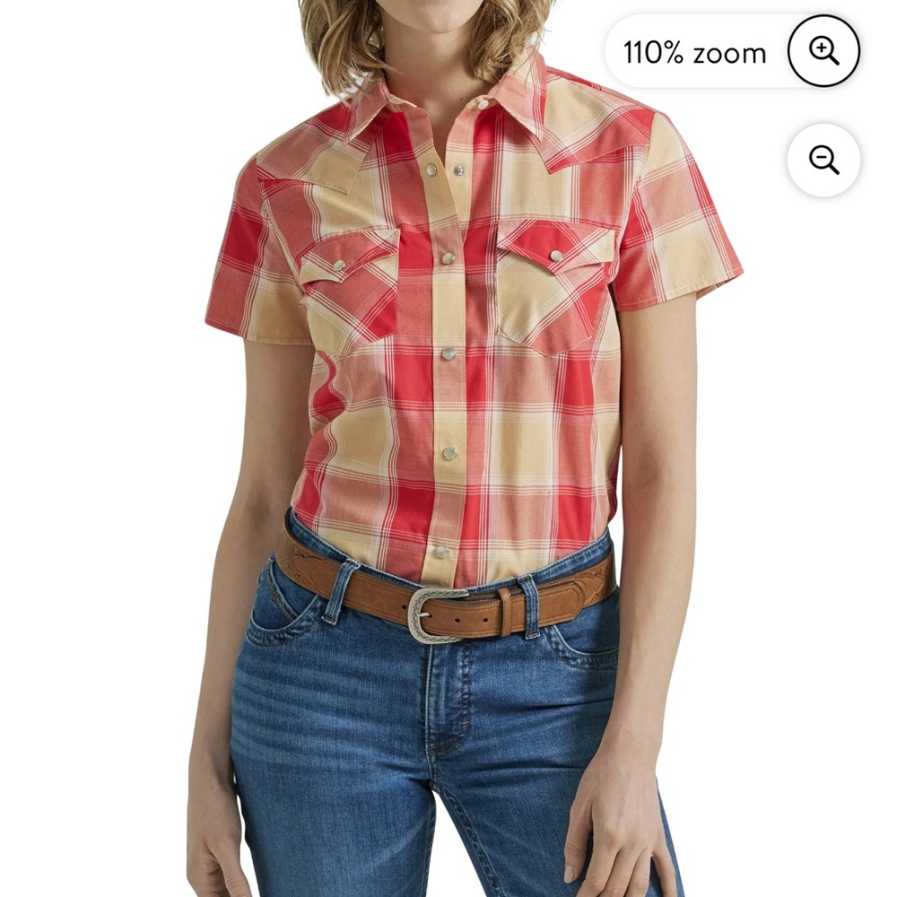 Wrangler Women's Western Short Sleeve Snap shirt
